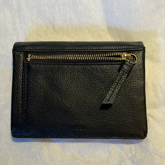 NWOT FOSSIL black cowhide leather wallet - Picture 2 of 7